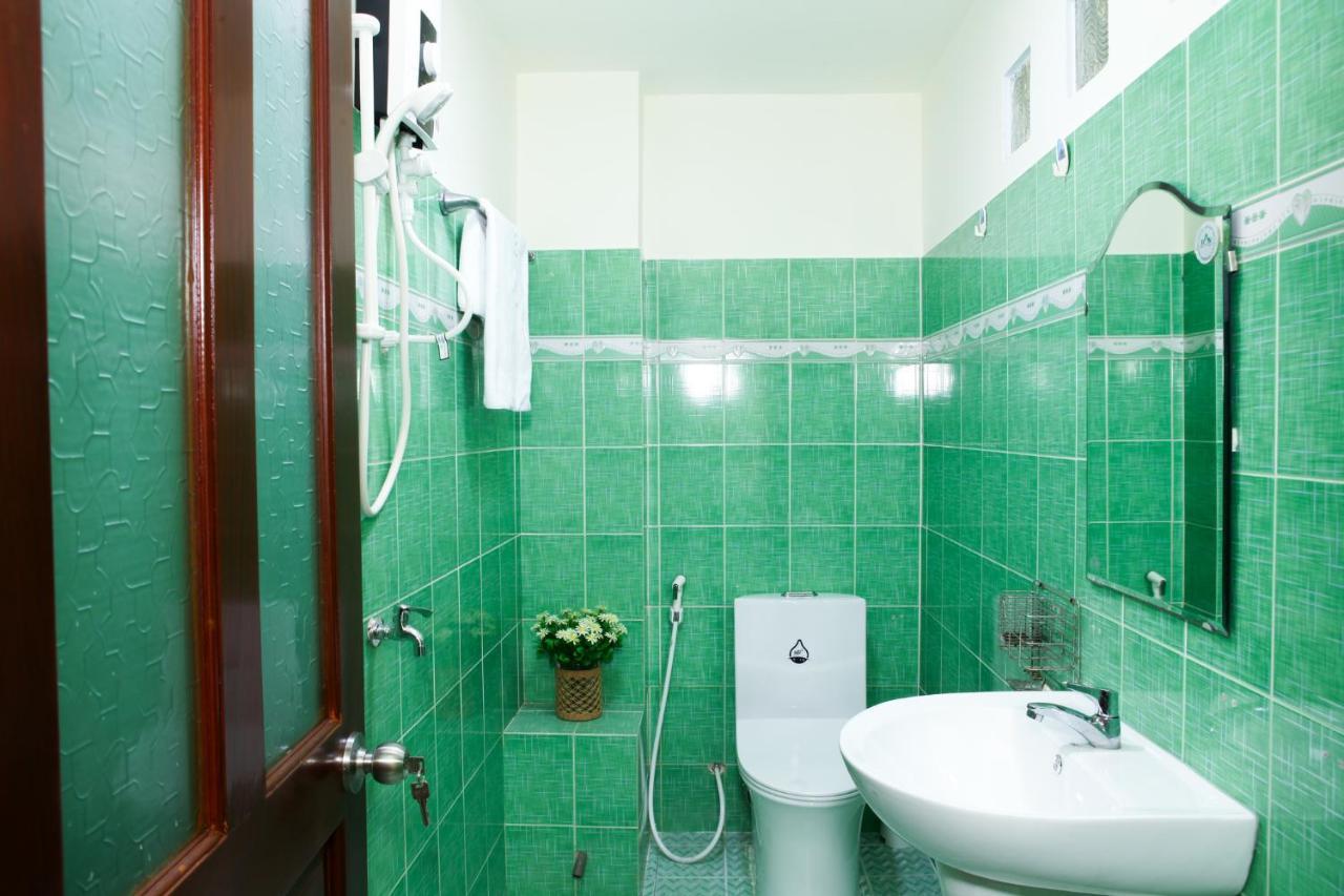 Отель Pt House Хошимин Экстерьер фото